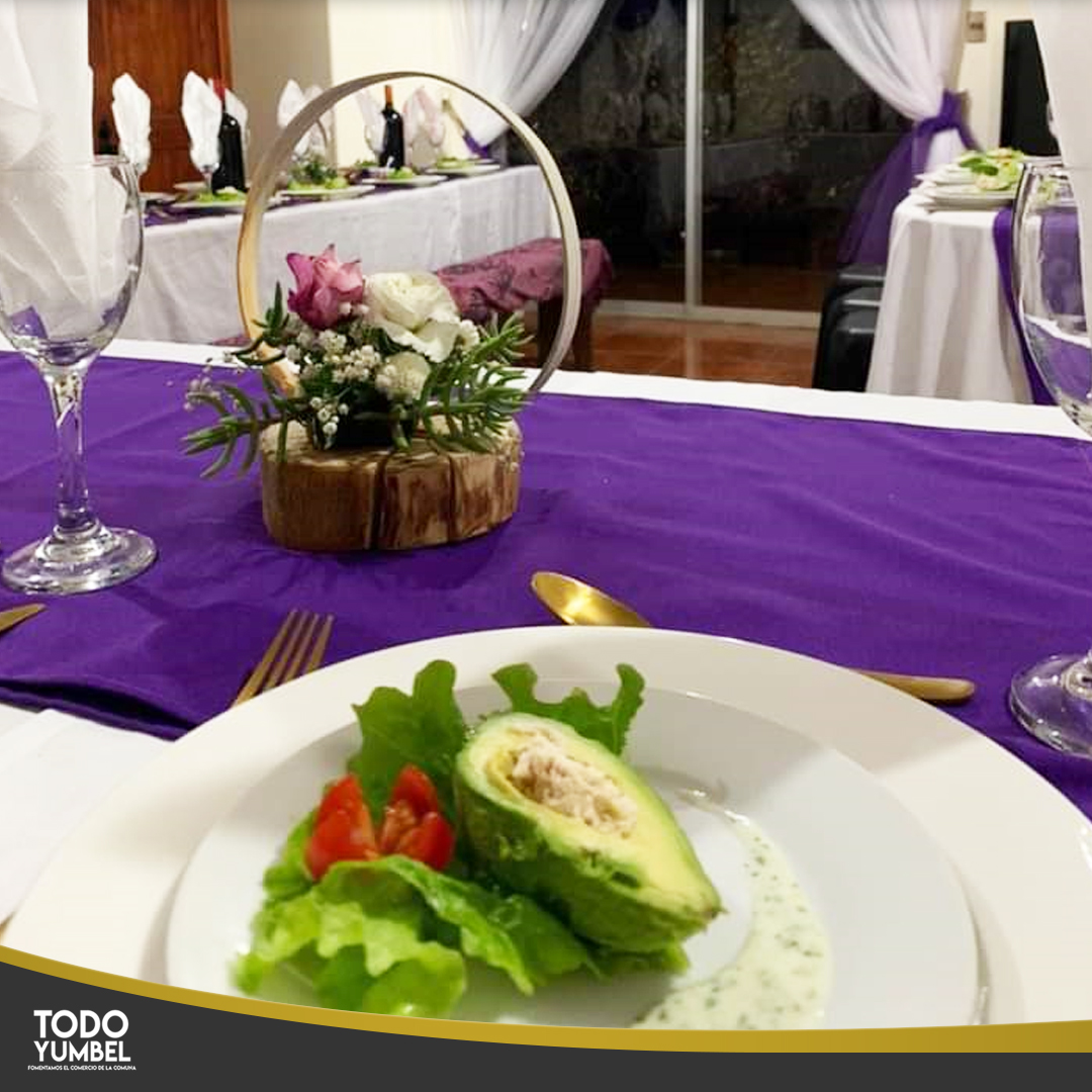 INST 2 MIREYA KARINA BANQUETERIA 2